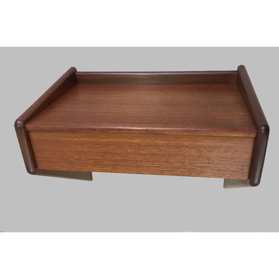 Image 1 of Paire de tables de nuit flottantes danoises en teck par Sigfred Omann pour Oelholm, 1960s