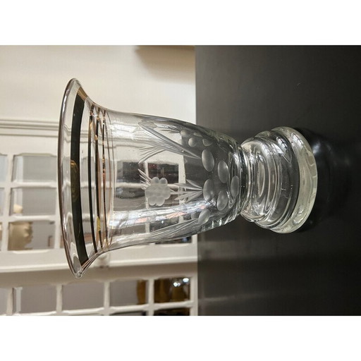Vase vintage en verre gravé avec collier en or, 1950