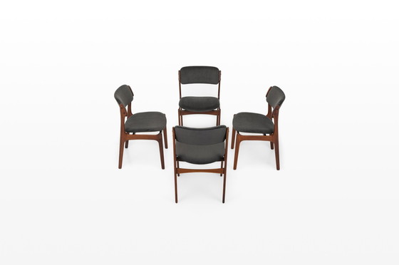 Image 1 of Chaises de salle à manger modèle 49 par Erik Buch pour O.D. Møbler, Danemark, années 1960, ensemble de 4