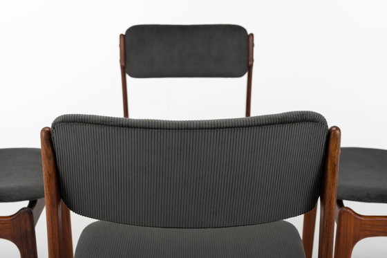 Image 1 of Chaises de salle à manger modèle 49 par Erik Buch pour O.D. Møbler, Danemark, années 1960, ensemble de 4