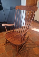 Fauteuil à bascule vintage en bois, Fauteuil à bascule