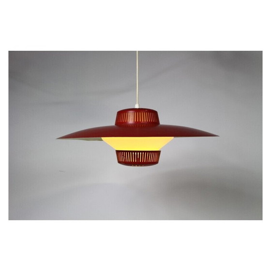 Image 1 of Lampe suspendue vintage en métal rouge par Bent Karlby, Danemark 1970