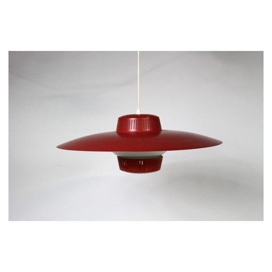 Image 1 of Lampe suspendue vintage en métal rouge par Bent Karlby, Danemark 1970