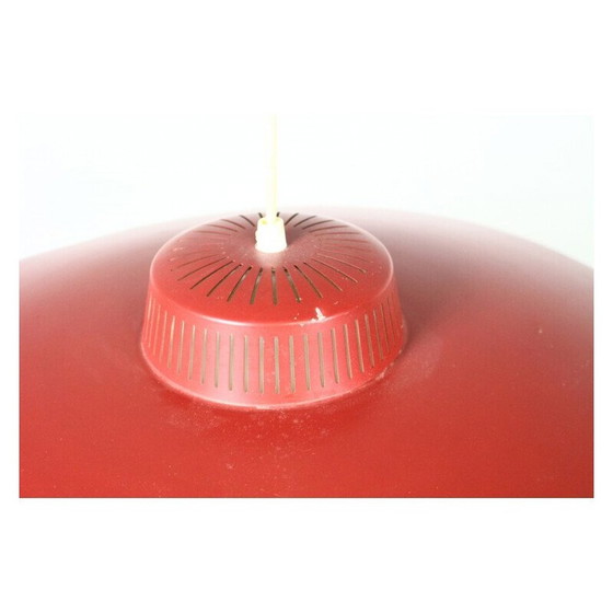 Image 1 of Lampe suspendue vintage en métal rouge par Bent Karlby, Danemark 1970