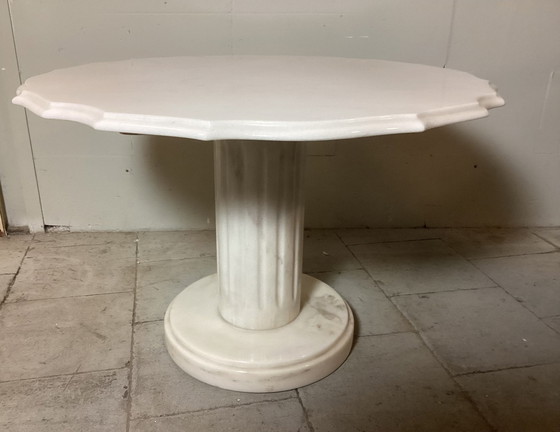 Image 1 of Table italienne vintage en marbre Table d'appoint