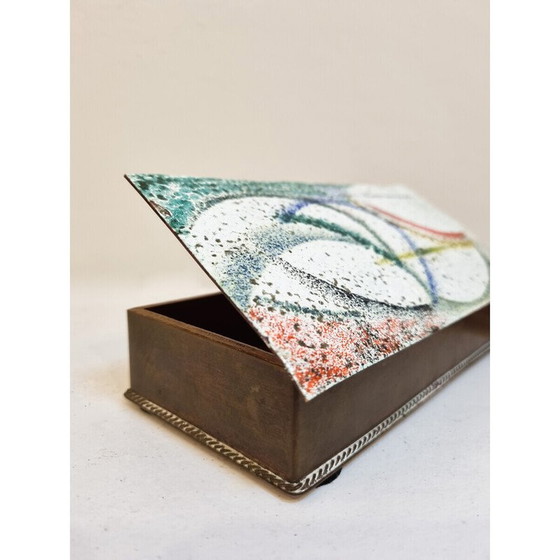 Image 1 of Boîte émaillée en bois et cuivre du milieu du siècle, années 1950