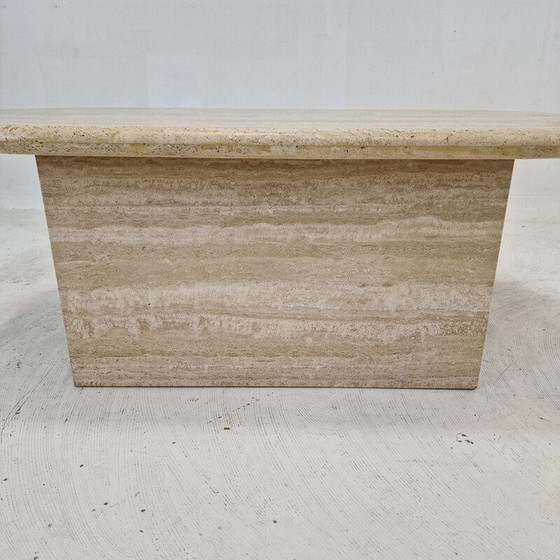 Image 1 of Table basse vintage italienne en travertin, 1980