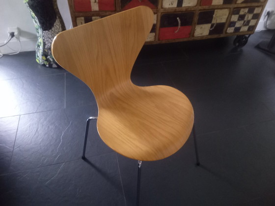 Image 1 of Chaise Fritz Hansen 2 pièces