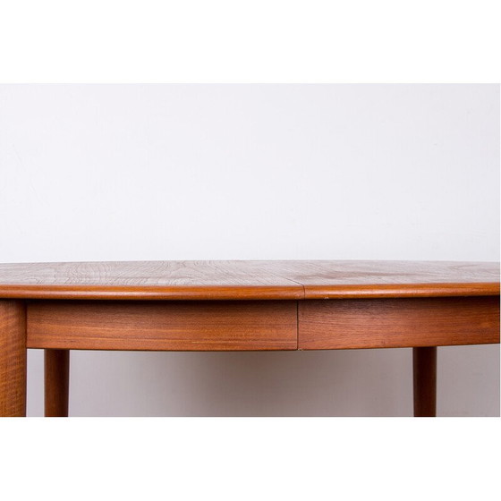 Image 1 of Table de salle à manger ovale en teck pour Gudme Mobelfabrik, Danemark, années 1960