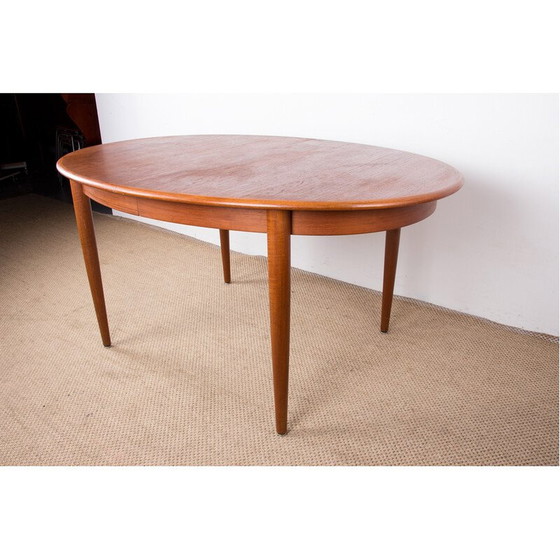 Image 1 of Table de salle à manger ovale en teck pour Gudme Mobelfabrik, Danemark, années 1960