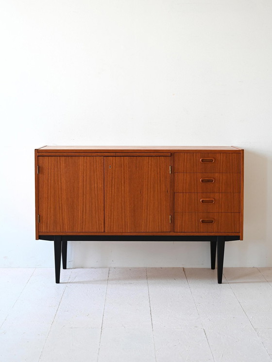 Image 1 of Buffet scandinave avec plateau extractible