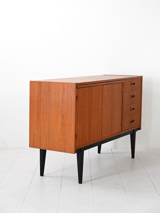 Image 1 of Buffet scandinave avec plateau extractible