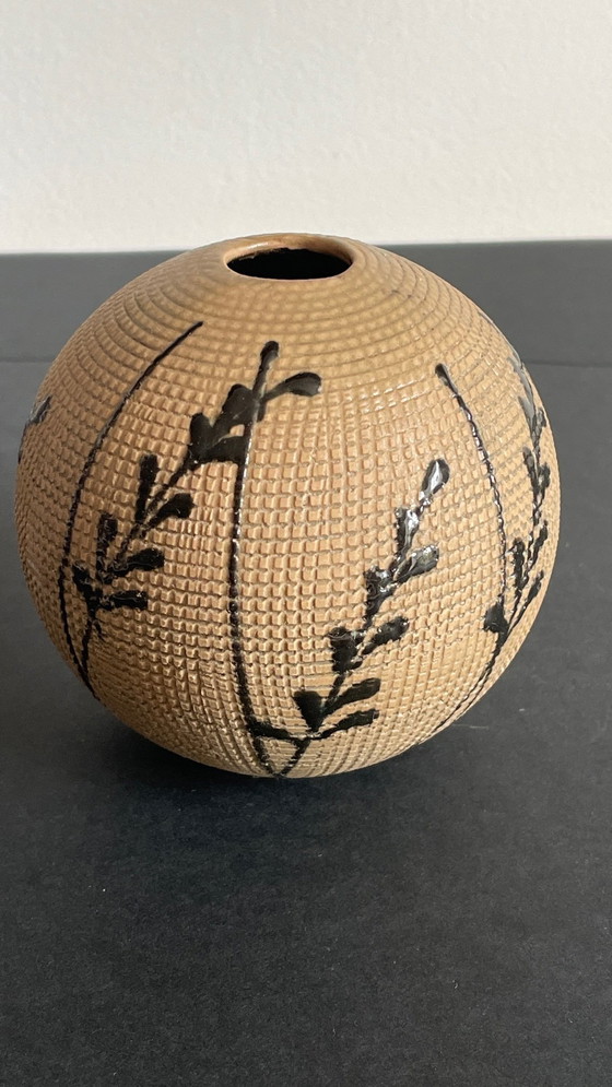 Image 1 of Vase Forme Boule En Grès Design Années 80 