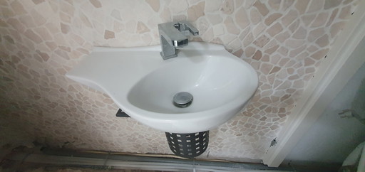 Villeroy & Bosch Lavabo avec base et robinet Gone