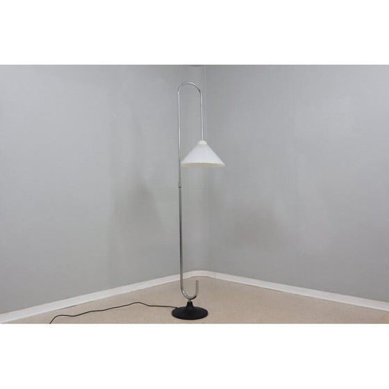 Image 1 of Lampadaire réglable vintage par Harvey Guzzini, 1970