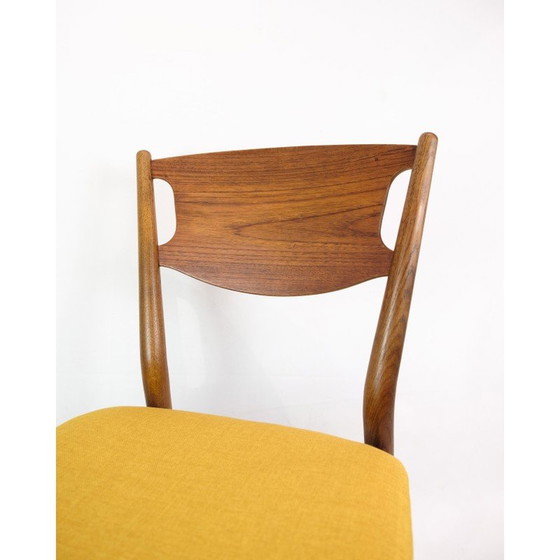 Image 1 of Ensemble de 4 chaises vintage en teck et tissu jaune, Danemark années 1960