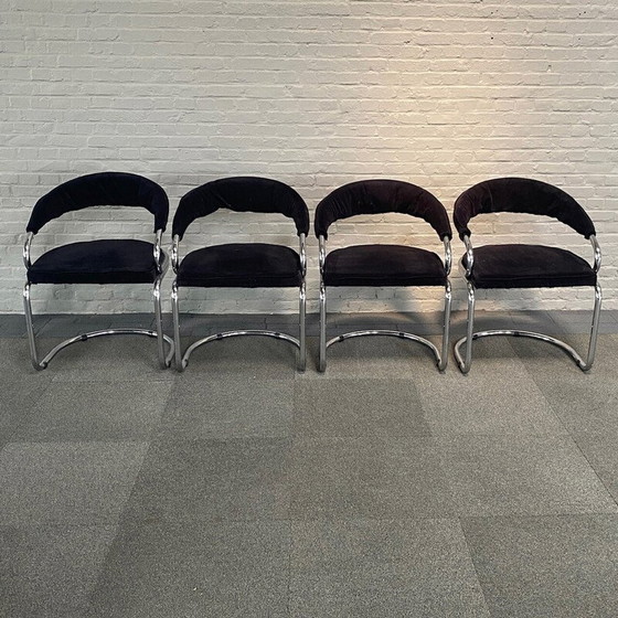 Image 1 of Ensemble de 4 chaises vintage en velours noir par Giotto Stoppino pour Kartell, Italie 1970