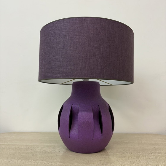 Image 1 of Lampe de table en céramique violette , 1970S