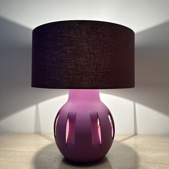 Image 1 of Lampe de table en céramique violette , 1970S