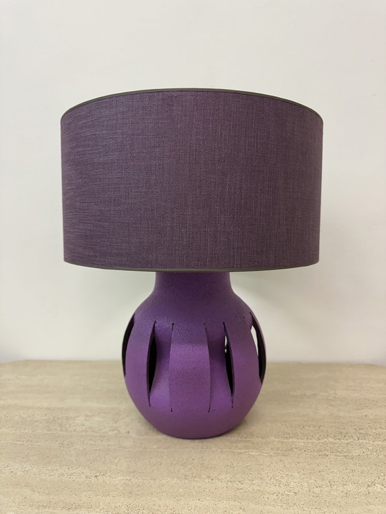 Image 1 of Lampe de table en céramique violette , 1970S