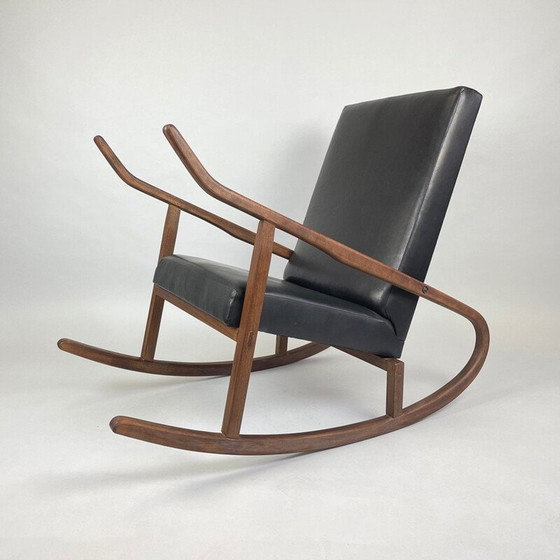 Image 1 of Fauteuil à bascule vintage, Tchécoslovaquie 1970
