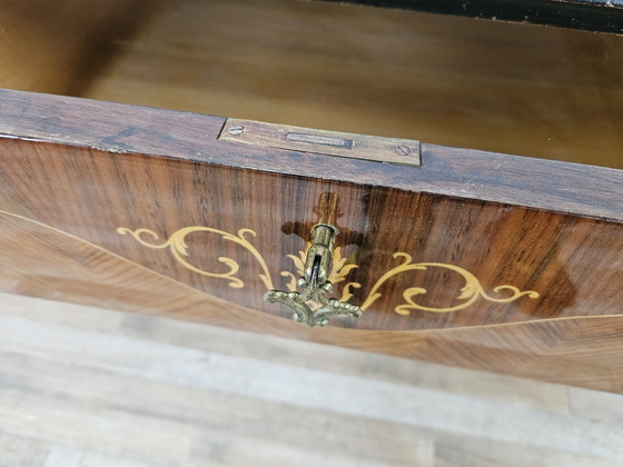 Image 1 of 1960S Commode de chambre à coucher avec six tiroirs et dessus en verre