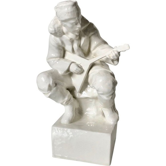 Image 1 of Vintage porcelaine homme jouant du luth art déco avec luth, Tchécoslovaquie 1940