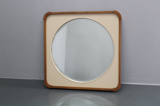 Image 1 of Miroir italien des années 1970 avec cadre en bois