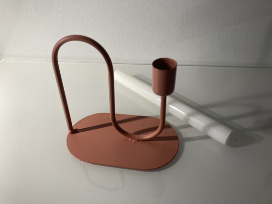 Image 1 of Chandelier moderne et ludique de couleur corail