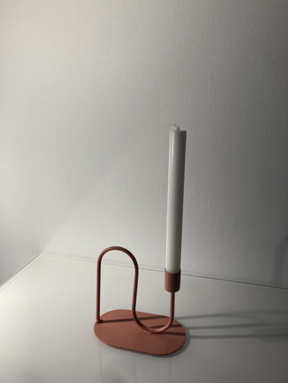 Image 1 of Chandelier moderne et ludique de couleur corail