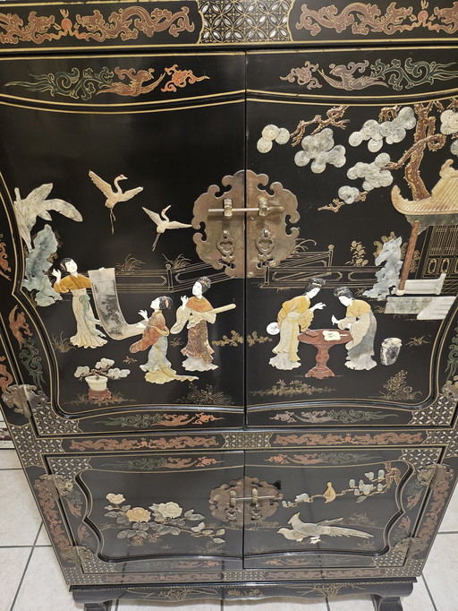 Cabinet Chinois