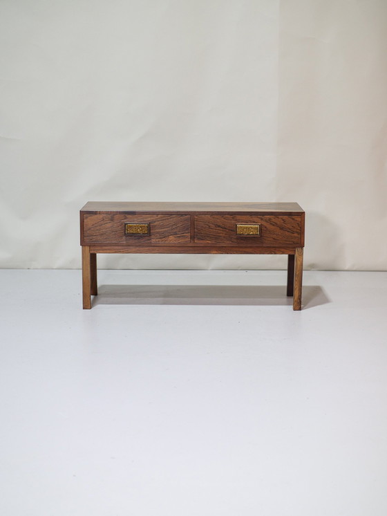 Image 1 of Commode basse en bois de rose d'origine danoise