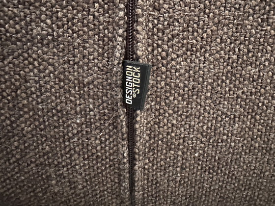 Image 1 of Design On Stock Aikon incl. pouf