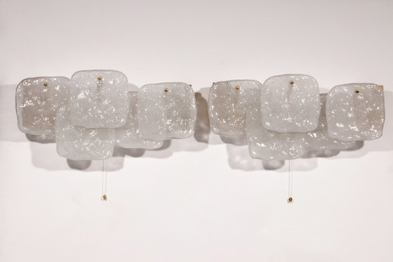 Image 1 of Appliques murales élégantes en verre glacé du milieu du siècle par J.T. Kalmar, Autriche (années 1960)