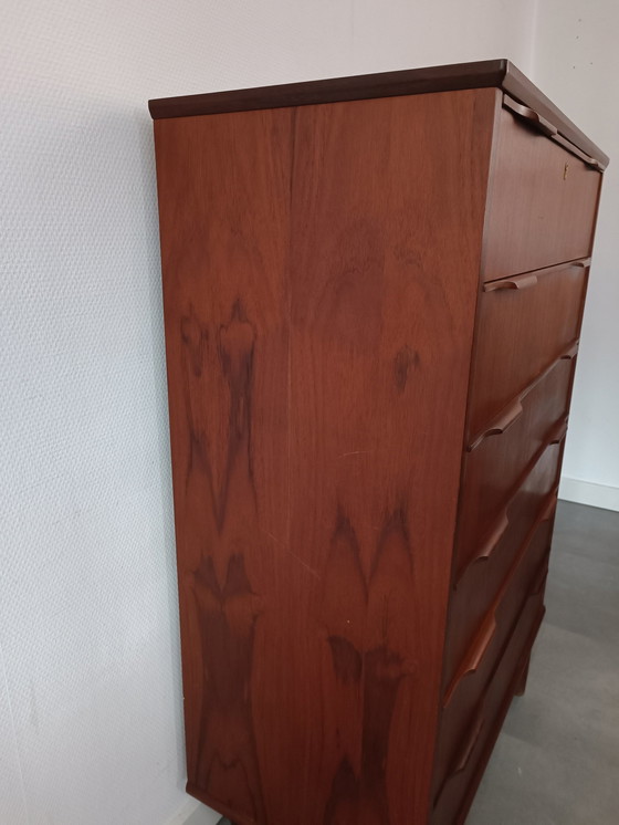 Image 1 of Commode vintage danoise en teck, haute et large !