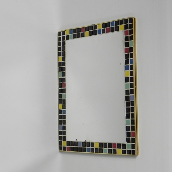 Image 1 of Miroir vintage avec une bordure de carreaux de mosaïque, 1960s