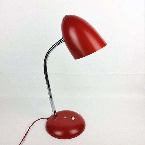 Image 1 of Lampe vintage Bauhaus en métal rouge 1950