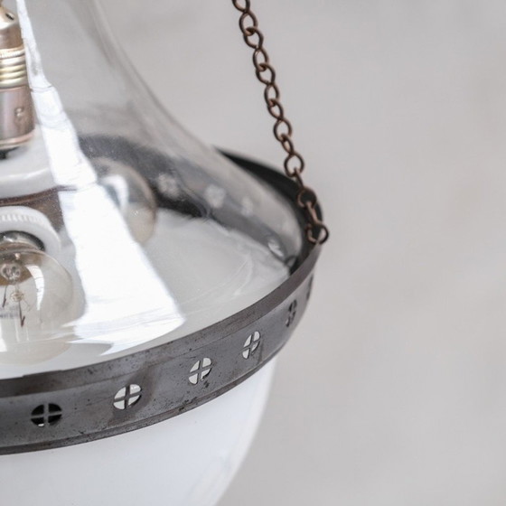 Lampe suspendue vintage bicolore, France 1910 – Suspensions, Glass, Metal (photo 6 of 10)