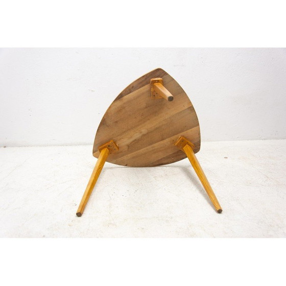 Image 1 of Table d'appoint vintage en noyer, Tchécoslovaquie 1970