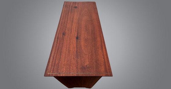 Image 1 of Commode vintage remise à neuf en bois massif de wengé Pickfords LTD