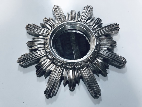 Image 1 of Miroir Soleil Mural • Grand Modèle • Bois Sculpté • Argent • 1960-70