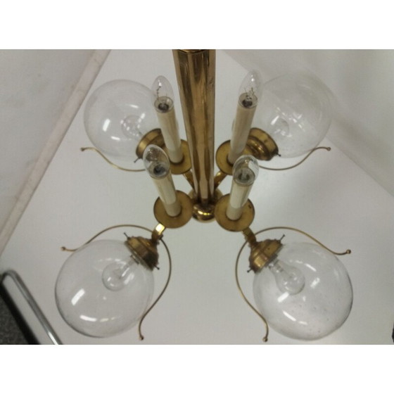 Image 1 of Lustre vintage en laiton avec 4 abat-jour ronds transparents, Tchécoslovaquie 1940