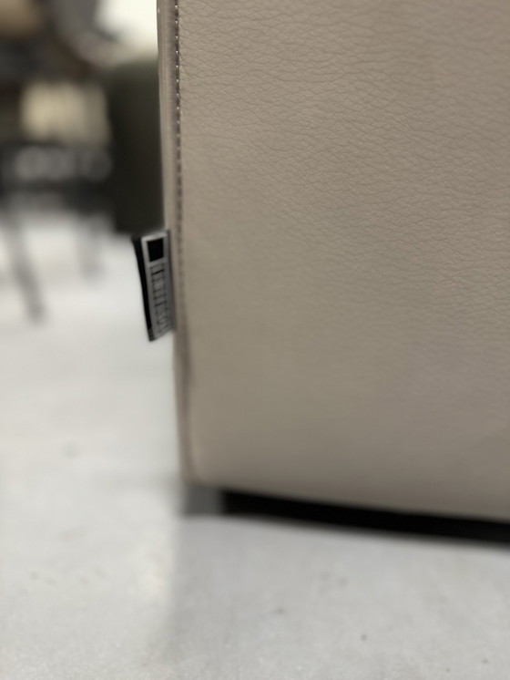 Image 1 of Linteloo Sky Armchair Cuir gris