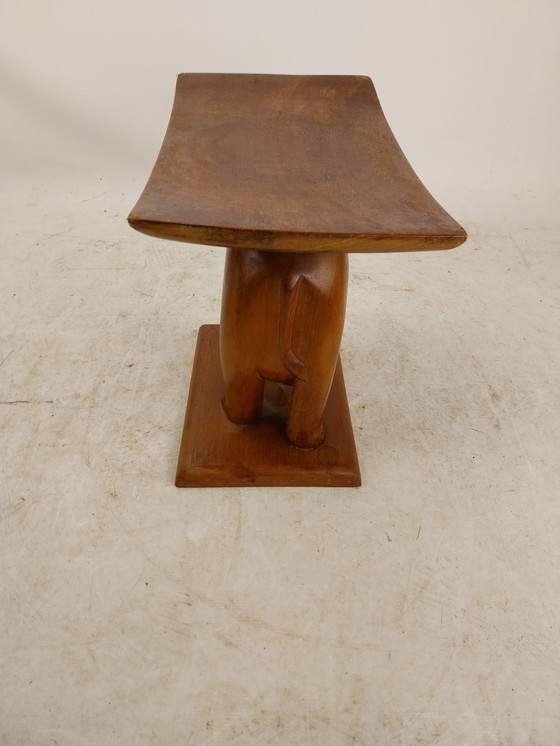 Image 1 of 1 X Tabouret Africain. Avec éléphant .