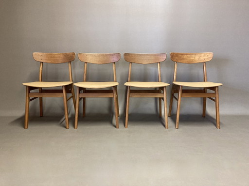 Suite de 4 Chaises "Design Scandinave" 1950