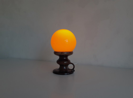 Image 1 of Lampe de table vintage en céramique avec ampoule en verre orange, Allemagne de l'Ouest Fat Lava Style