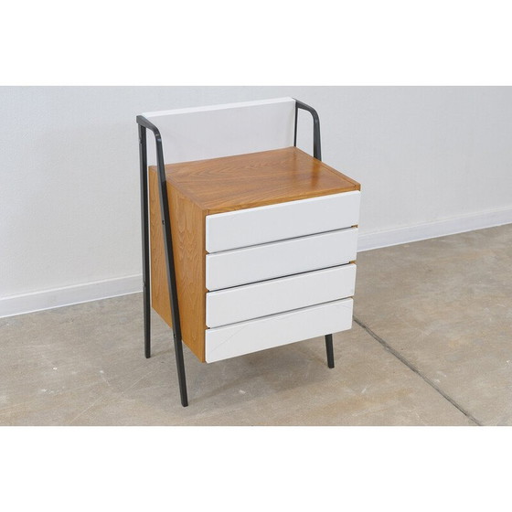Image 1 of Commode vintage en hêtre par Tatra Nabytok, Tchécoslovaquie 1960