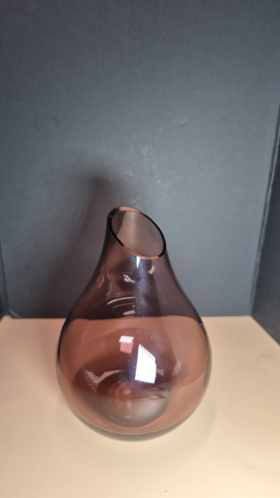 Image 1 of Ase En Verre D'Améthyste Violet Fait Main Ikea Sannolik – Hauteur 18 Cm