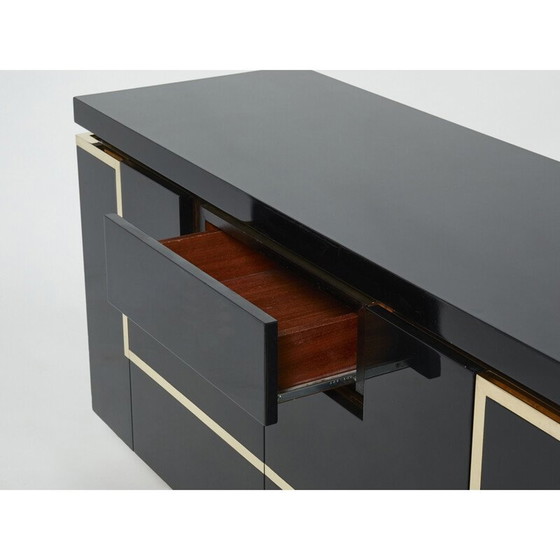 Image 1 of Buffet vintage en laque noire et laiton par Jean Claude Mahey pour Roche Bobois, 1970