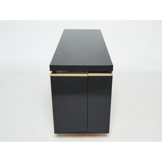 Image 1 of Buffet vintage en laque noire et laiton par Jean Claude Mahey pour Roche Bobois, 1970